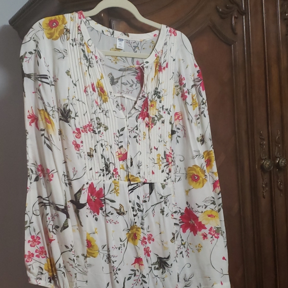 Old navy peasant blouse